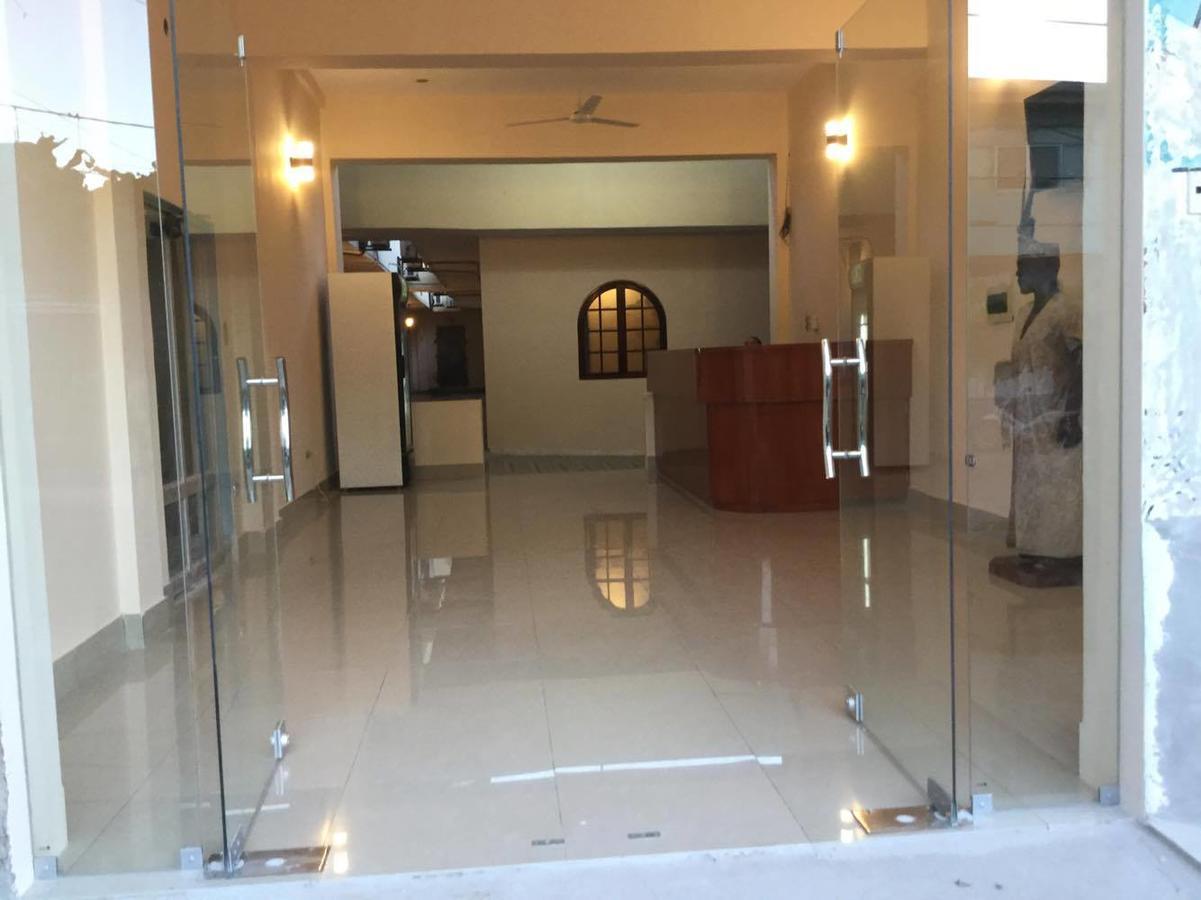 Tariri Hotel Pucallpa Buitenkant foto