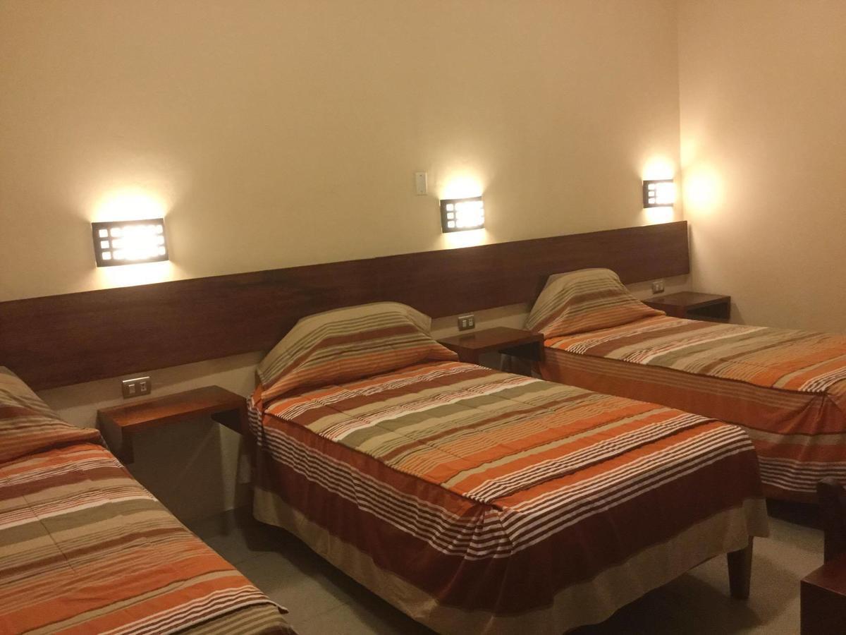 Tariri Hotel Pucallpa Buitenkant foto