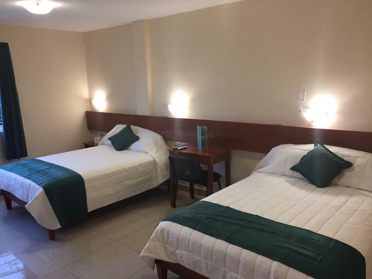 Tariri Hotel Pucallpa Buitenkant foto