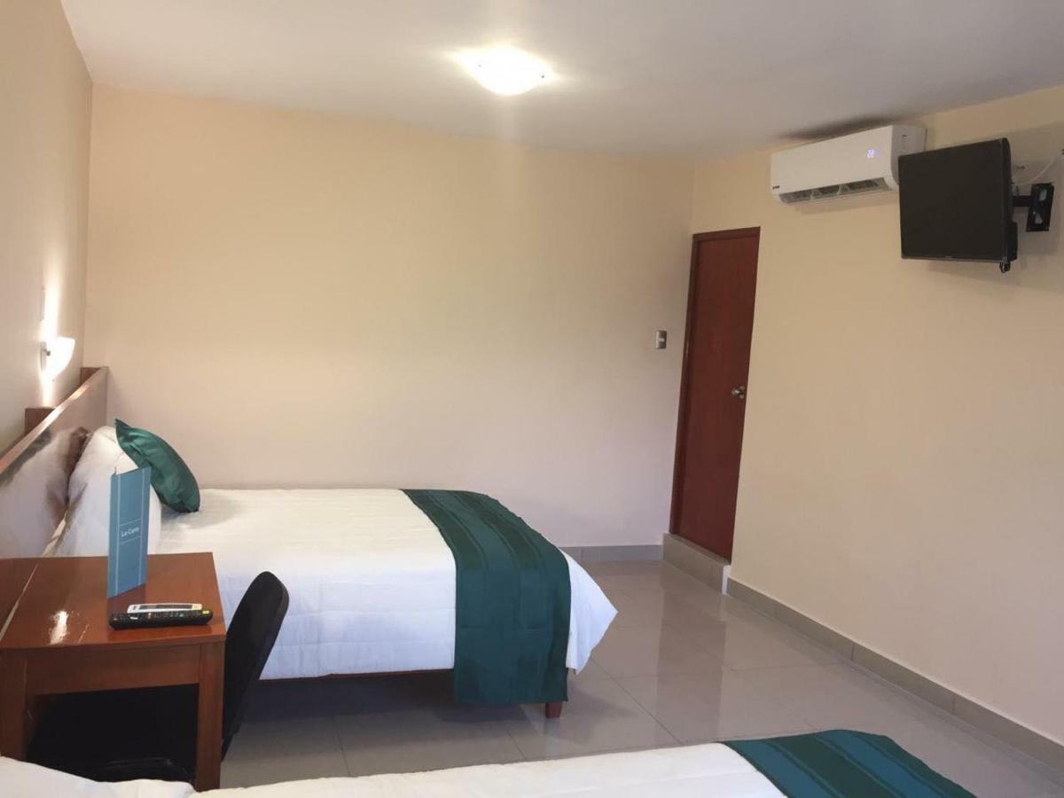 Tariri Hotel Pucallpa Buitenkant foto
